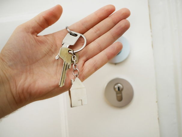 https://KeriS.StopRentingStartOwning.com
